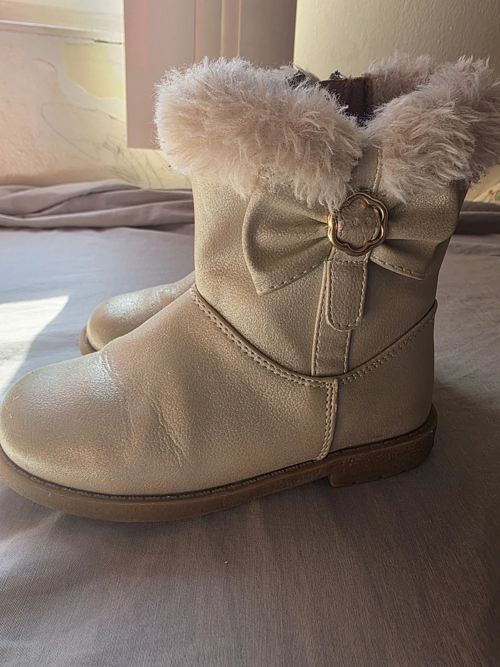 Kids Metallic Gold Faux-Fur Boot with Bow